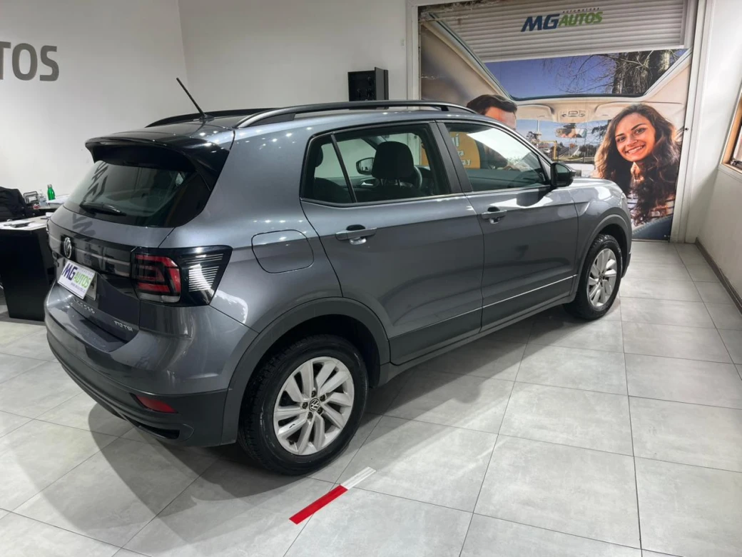 imagen 0 de vehiculo con id 2140